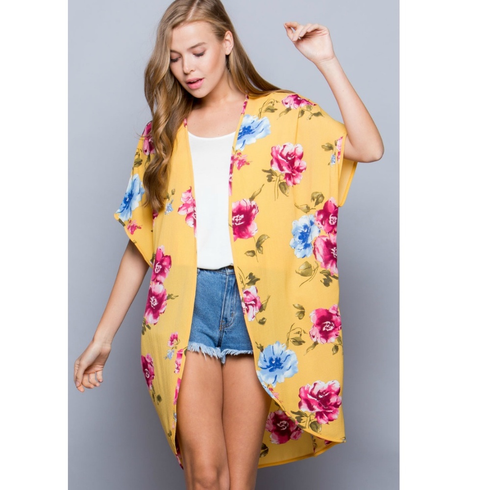 (NEW) Yellow floral kimono